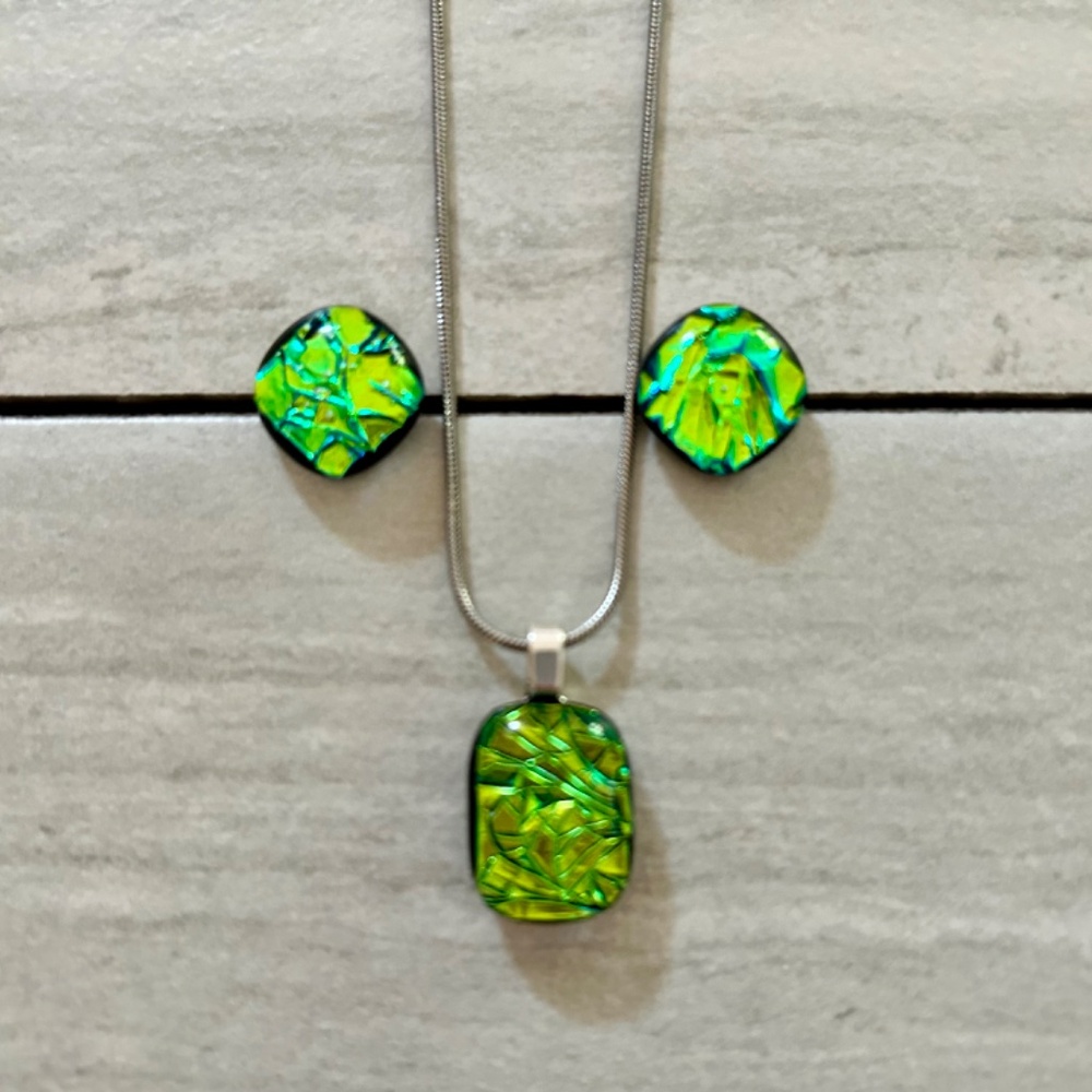 Bright green dichroic fused glass pendant and earrings set
